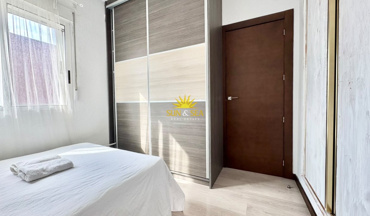 Alquiler a largo plazo - Apartamento - Torrevieja - torrevieja
