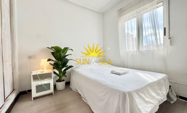 Alquiler a largo plazo - Apartamento - Torrevieja - torrevieja