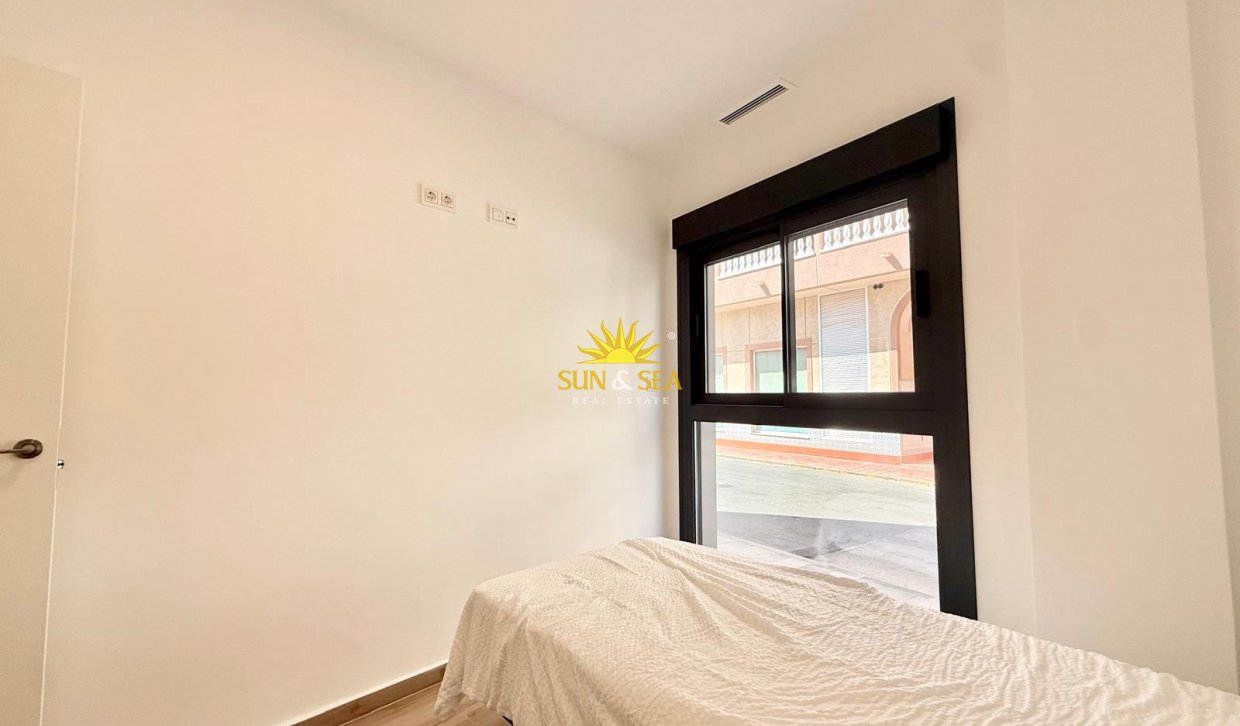 Location à long terme - Appartement - Torrevieja - La Mata