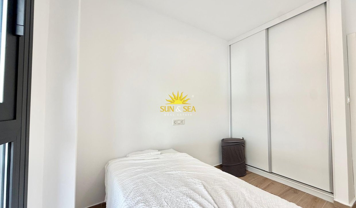 Location à long terme - Appartement - Torrevieja - La Mata