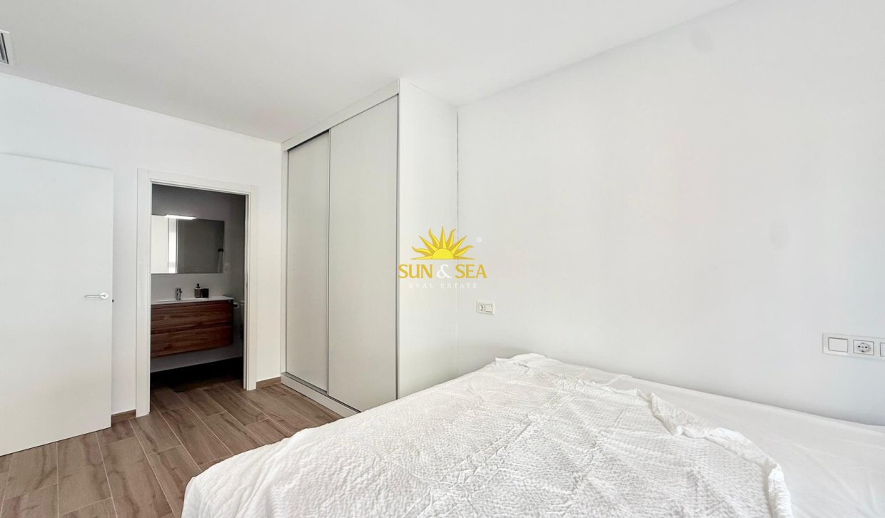 Location à long terme - Appartement - Torrevieja - La Mata