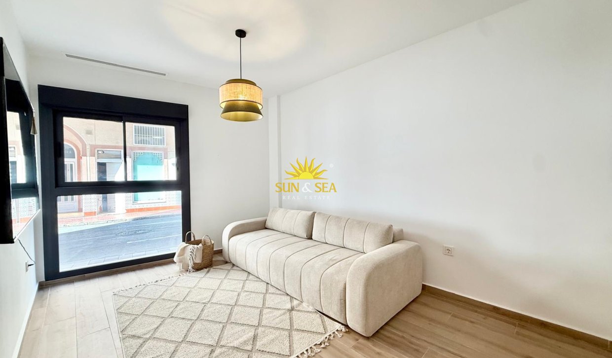 Location à long terme - Appartement - Torrevieja - La Mata