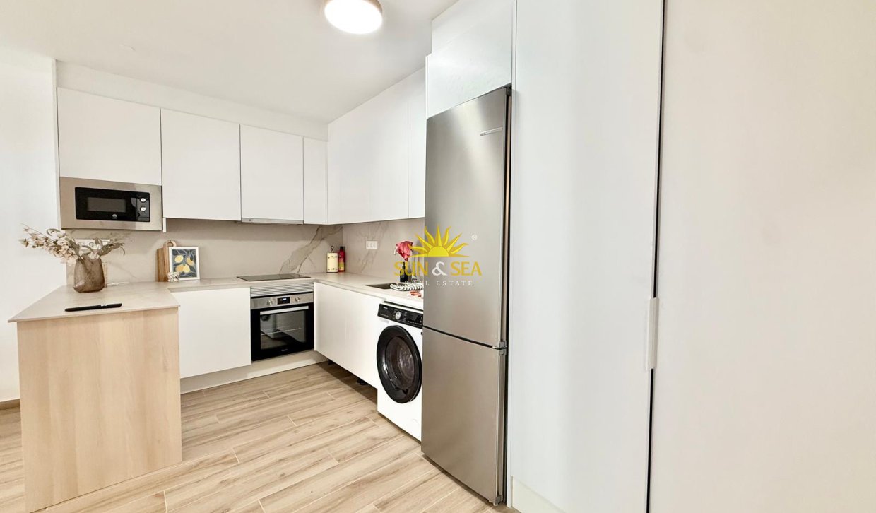 Location à long terme - Appartement - Torrevieja - La Mata