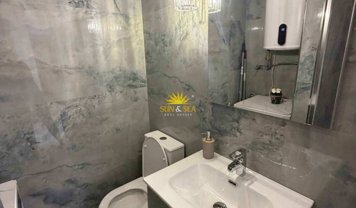 Location à long terme - Appartement - Benidorm