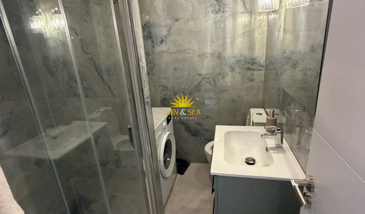 Location à long terme - Appartement - Benidorm