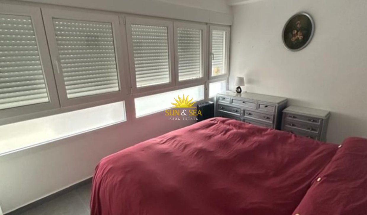 Location à long terme - Appartement - Alicante (Alacant)