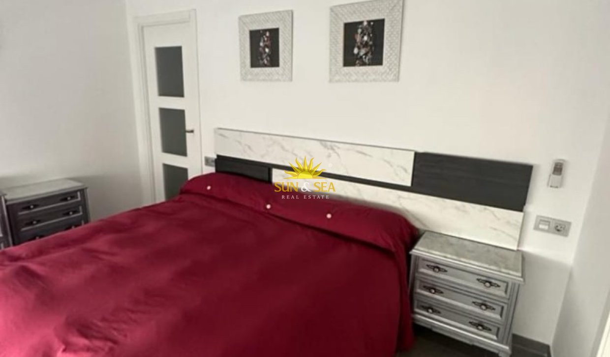Location à long terme - Appartement - Alicante (Alacant)