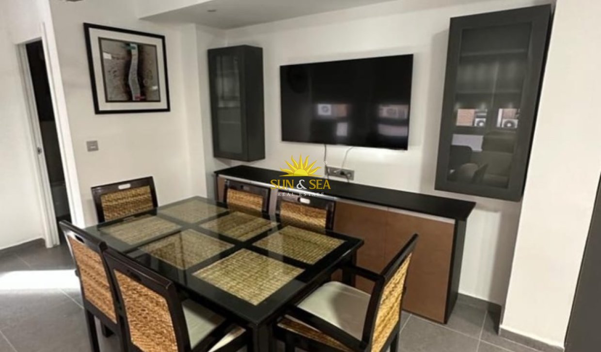 Location à long terme - Appartement - Alicante (Alacant)