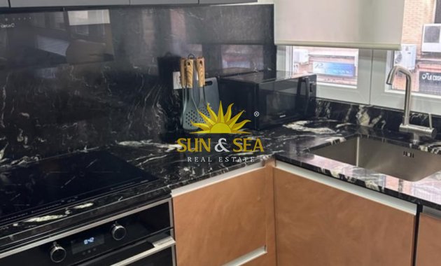 Location à long terme - Appartement - Alicante (Alacant)