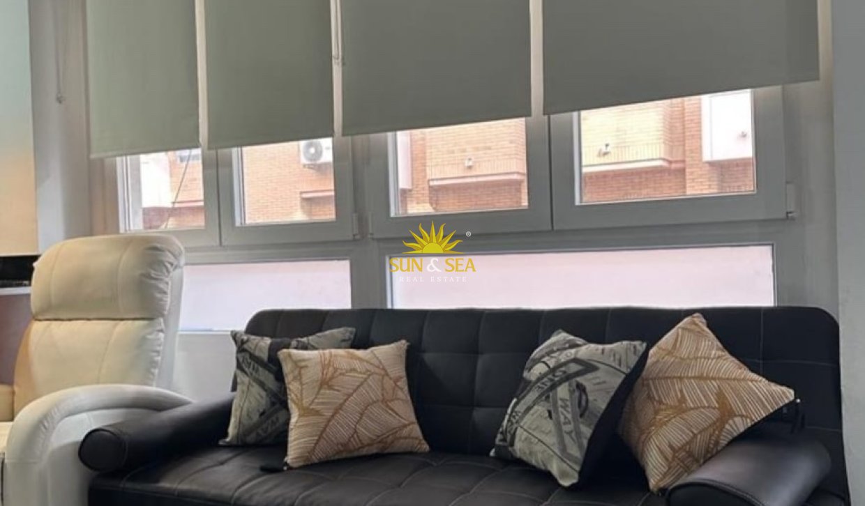 Location à long terme - Appartement - Alicante (Alacant)