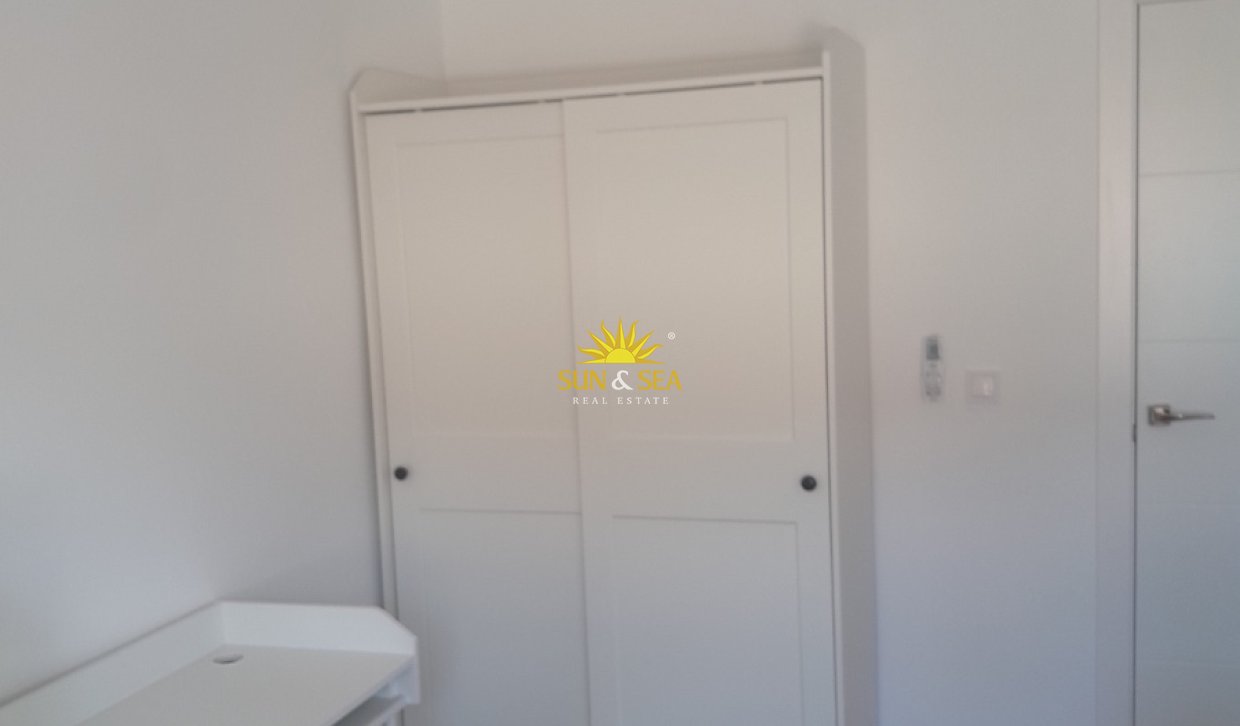 Location à long terme - Appartement - El Campello