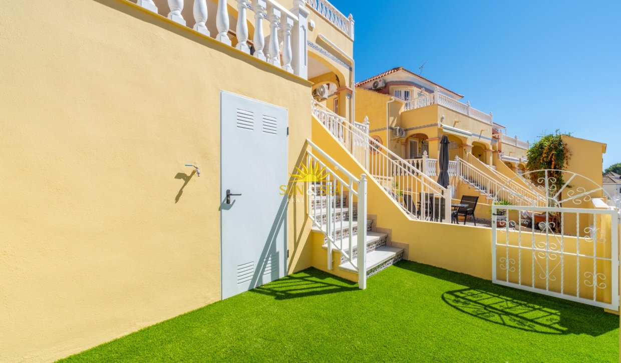 Revente - Villa / Semi détaché - Orihuela Costa - Lomas de Campoamor-Las Ramblas