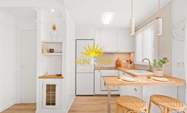 Revente - Villa / Semi détaché - Orihuela Costa - Lomas de Campoamor-Las Ramblas