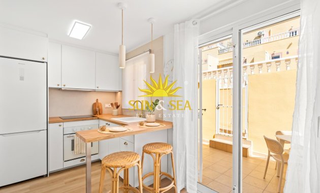 Revente - Villa / Semi détaché - Orihuela Costa - Lomas de Campoamor-Las Ramblas