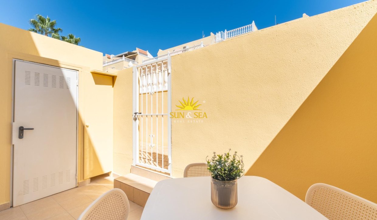 Revente - Villa / Semi détaché - Orihuela Costa - Lomas de Campoamor-Las Ramblas