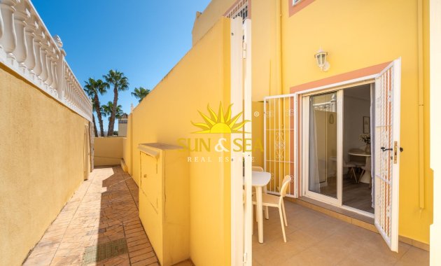 Revente - Villa / Semi détaché - Orihuela Costa - Lomas de Campoamor-Las Ramblas