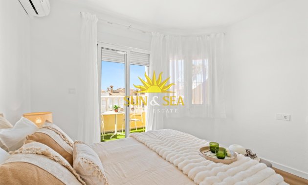 Revente - Villa / Semi détaché - Orihuela Costa - Lomas de Campoamor-Las Ramblas