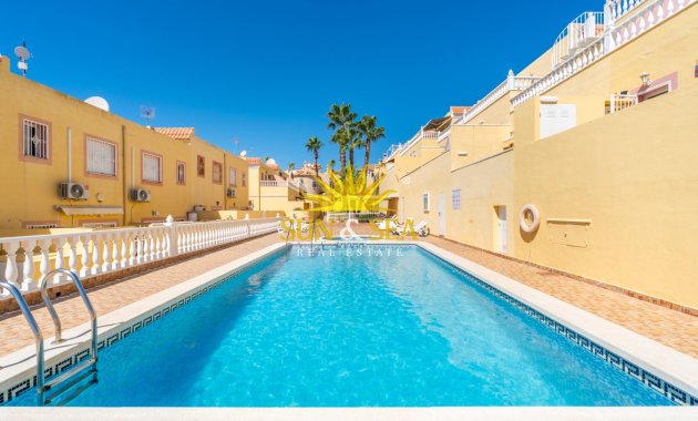 Revente - Villa / Semi détaché - Orihuela Costa - Lomas de Campoamor-Las Ramblas
