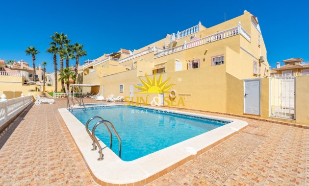 Revente - Villa / Semi détaché - Orihuela Costa - Lomas de Campoamor-Las Ramblas