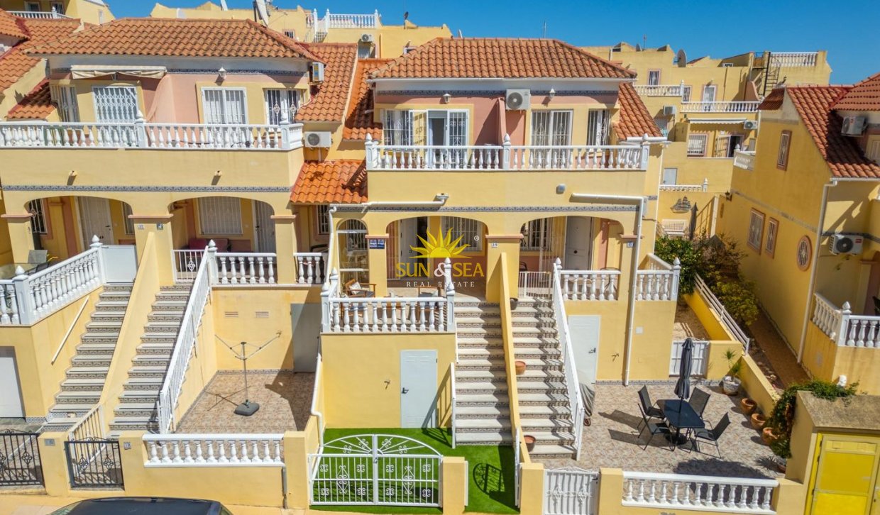 Revente - Villa / Semi détaché - Orihuela Costa - Lomas de Campoamor-Las Ramblas