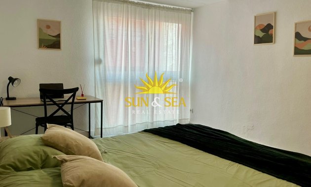 Location à long terme - Appartement - Alicante - Carolinas Altas