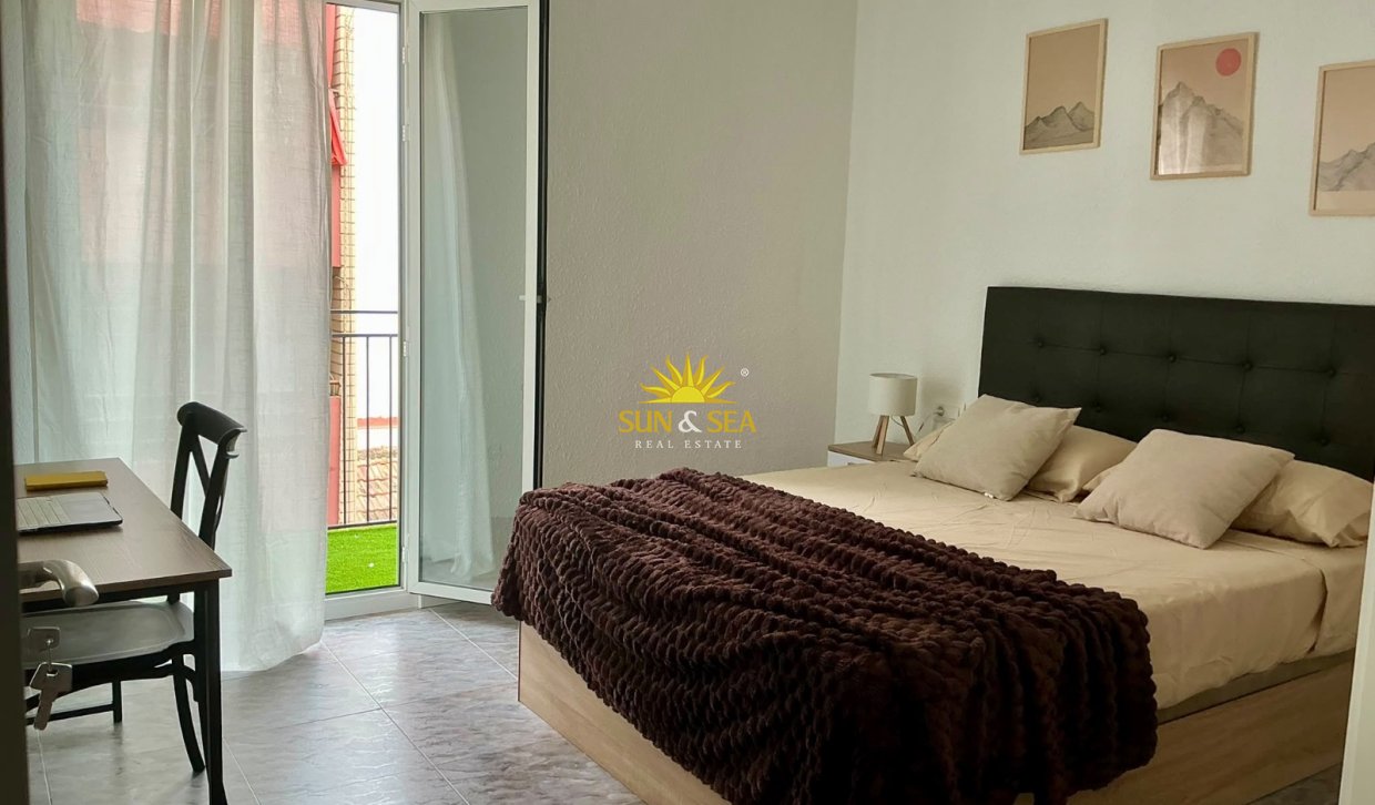 Location à long terme - Appartement - Alicante - Carolinas Altas