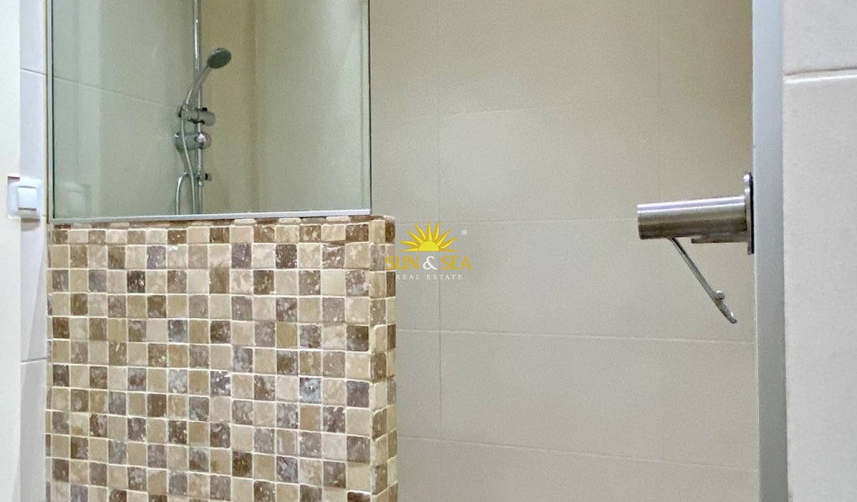 Location à long terme - Appartement - Alicante - Carolinas Altas