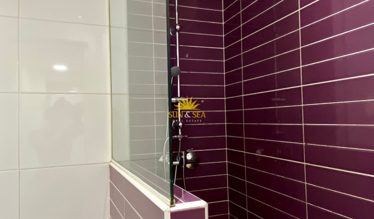 Location à long terme - Appartement - Alicante - Carolinas Altas