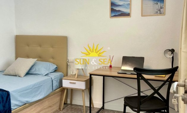 Location à long terme - Appartement - Alicante - Carolinas Altas