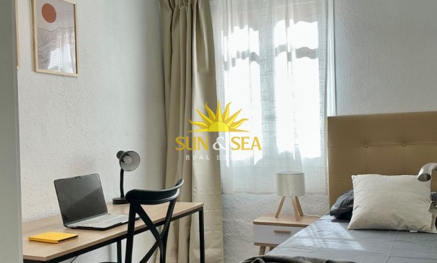 Location à long terme - Appartement - Alicante - Carolinas Altas
