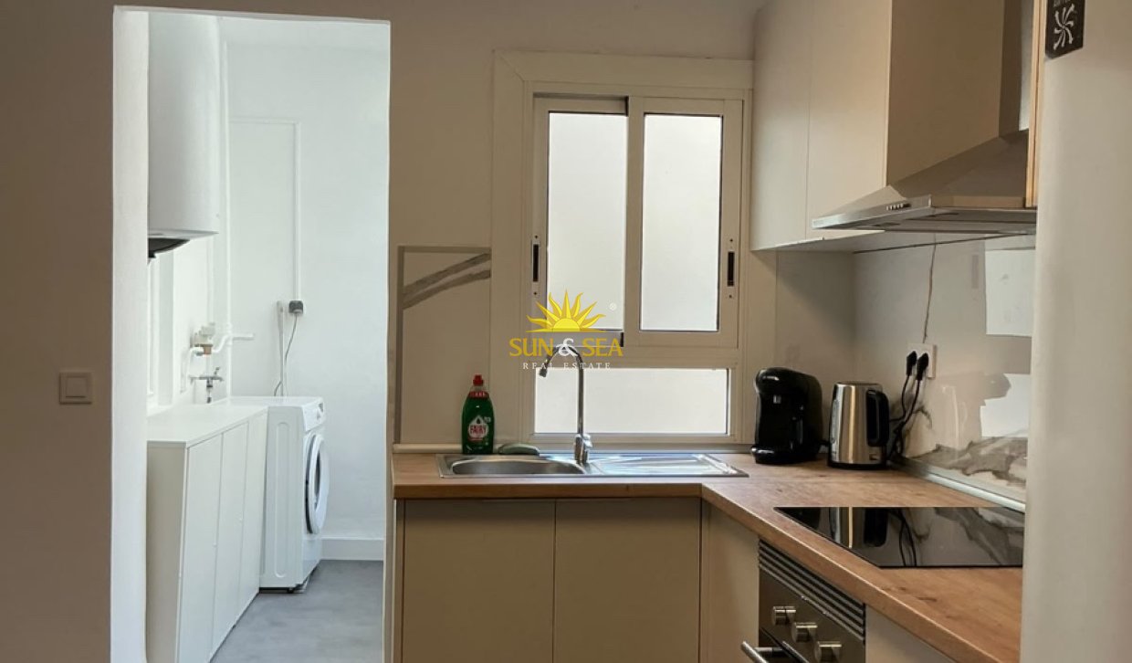 Location à long terme - Appartement - Alicante - Carolinas Altas