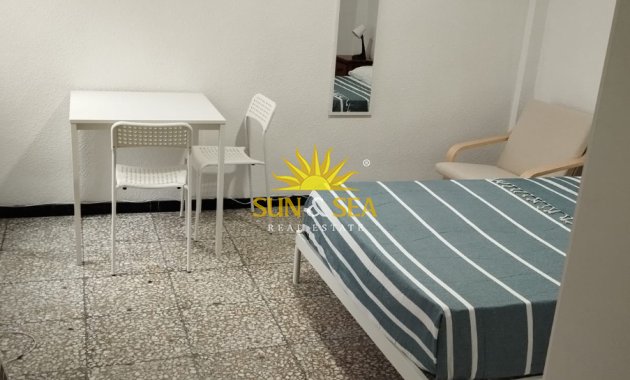 Location à long terme - Appartement - Alicante - La Florida