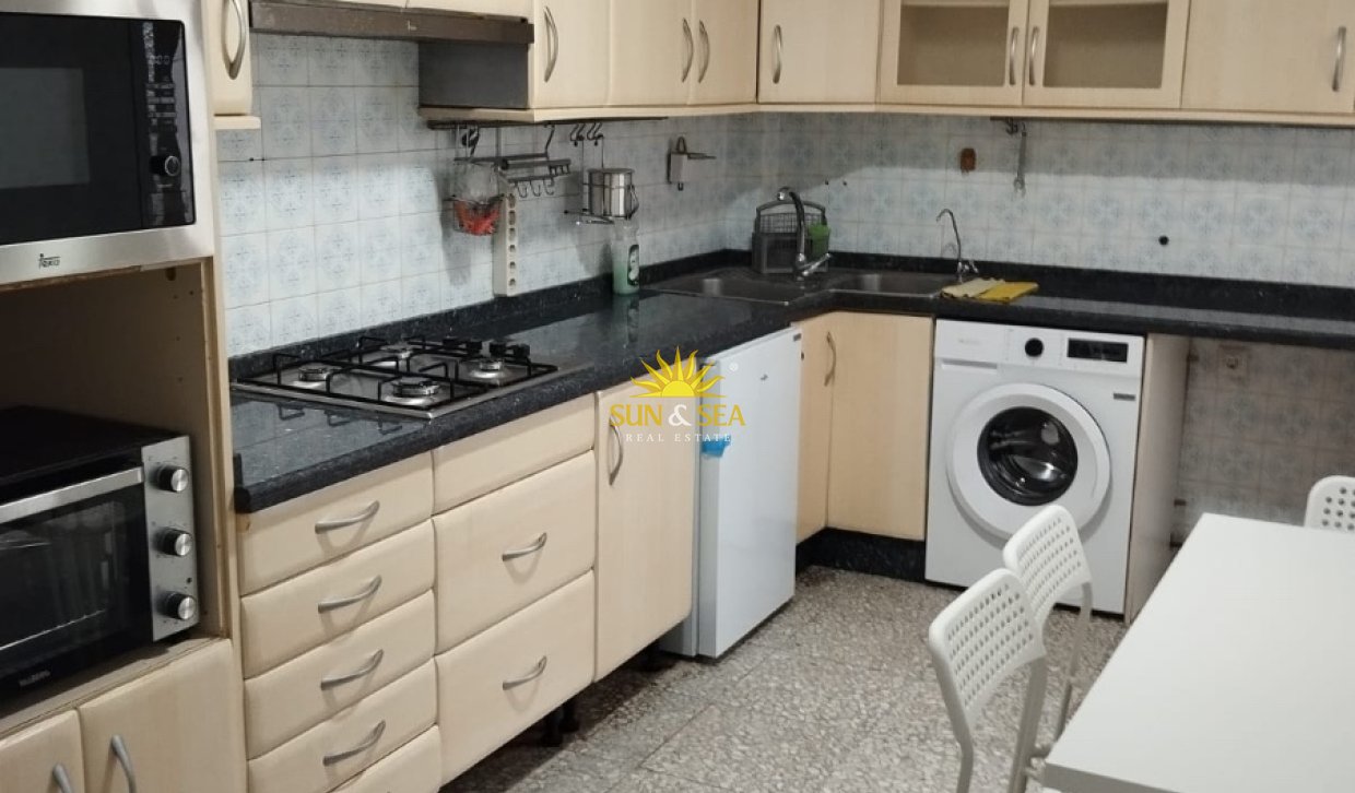 Location à long terme - Appartement - Alicante - La Florida