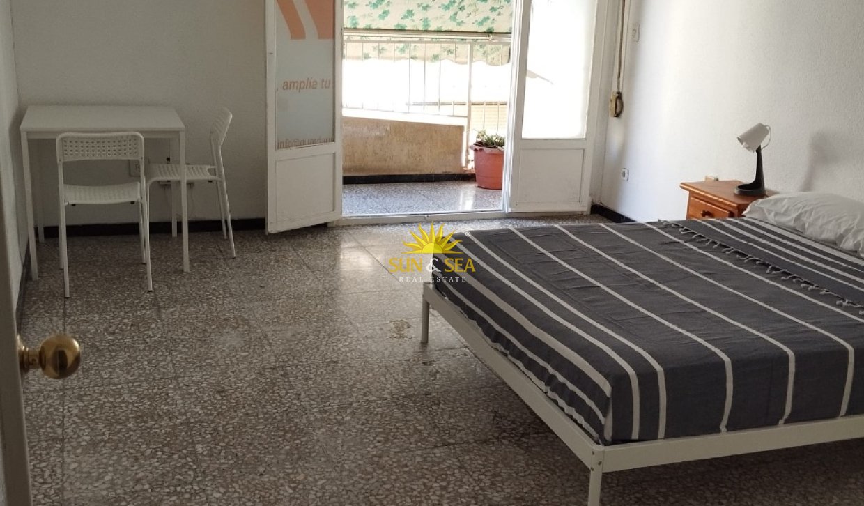 Location à long terme - Appartement - Alicante - La Florida