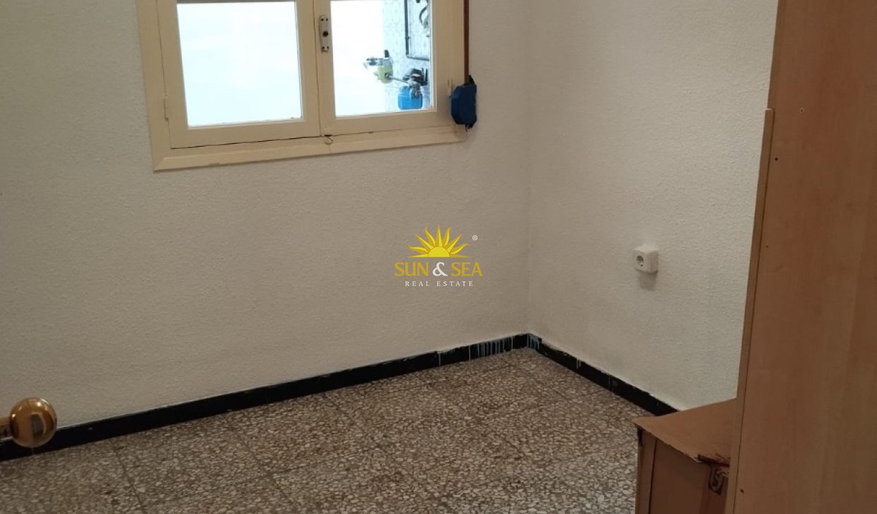 Location à long terme - Appartement - Alicante - La Florida