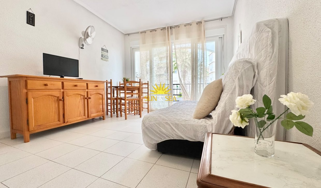 Location à long terme - Appartement - Torrevieja - Centro
