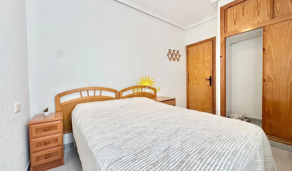 Location à long terme - Appartement - Torrevieja - Centro