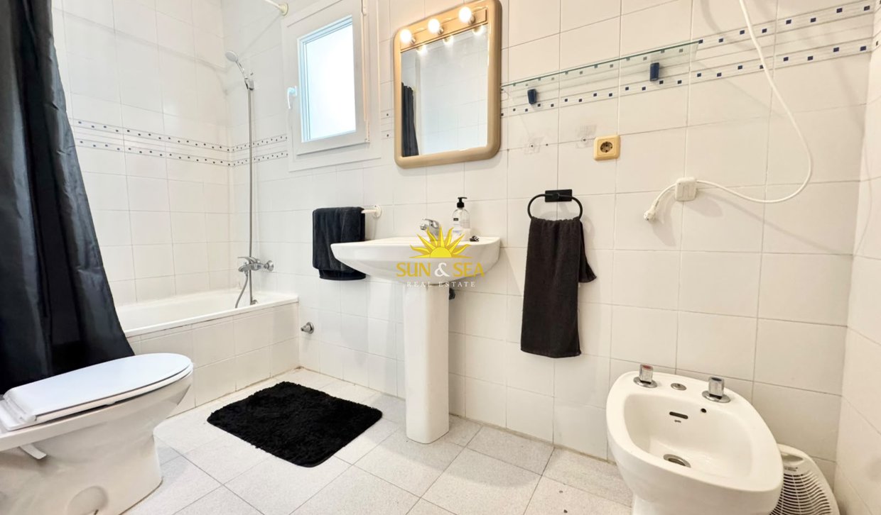 Location à long terme - Appartement - Torrevieja - Centro