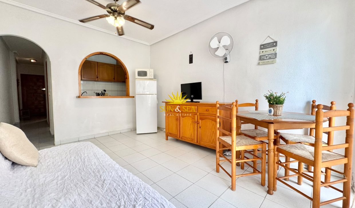 Location à long terme - Appartement - Torrevieja - Centro