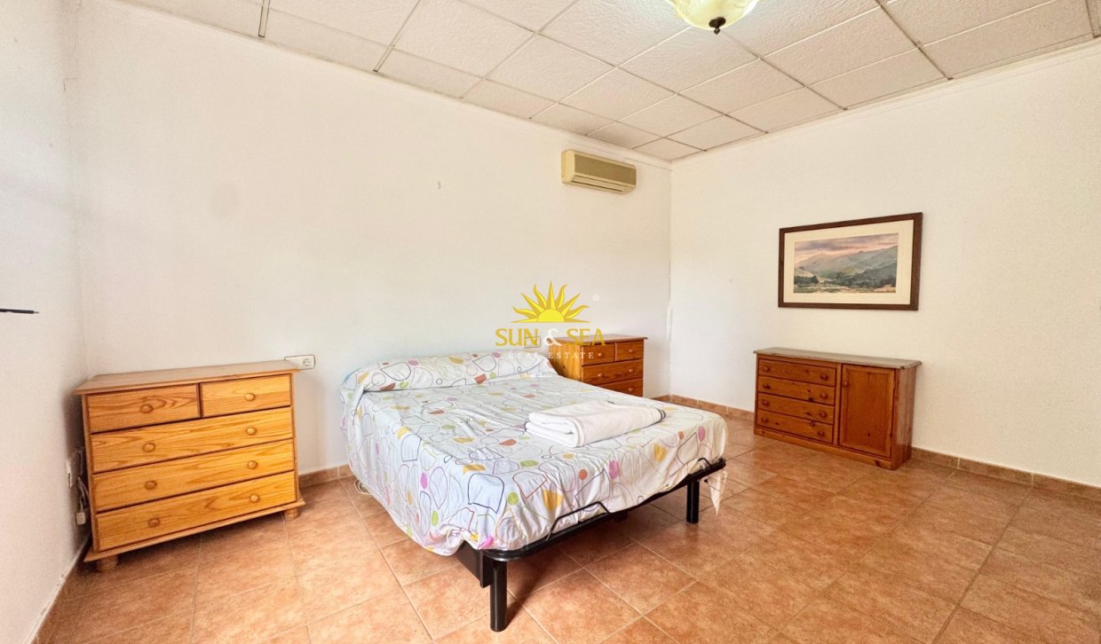 Location à long terme - Duplex - Dolores