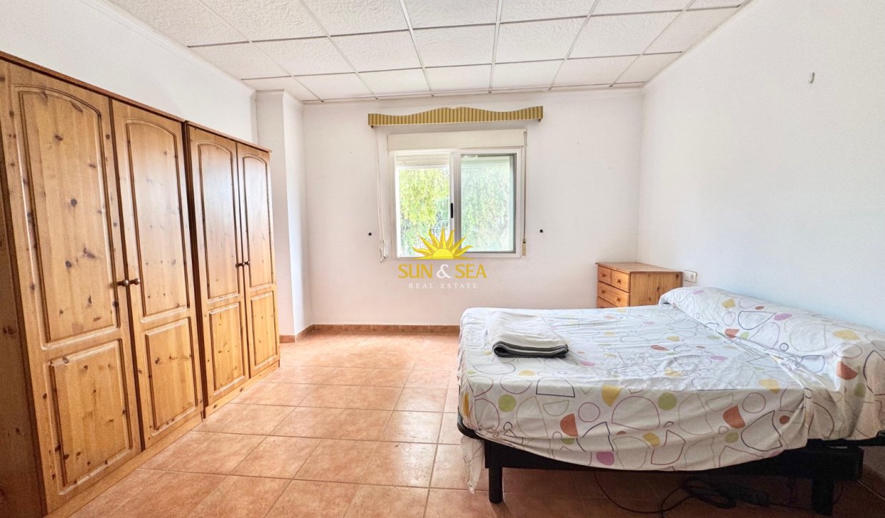 Location à long terme - Duplex - Dolores