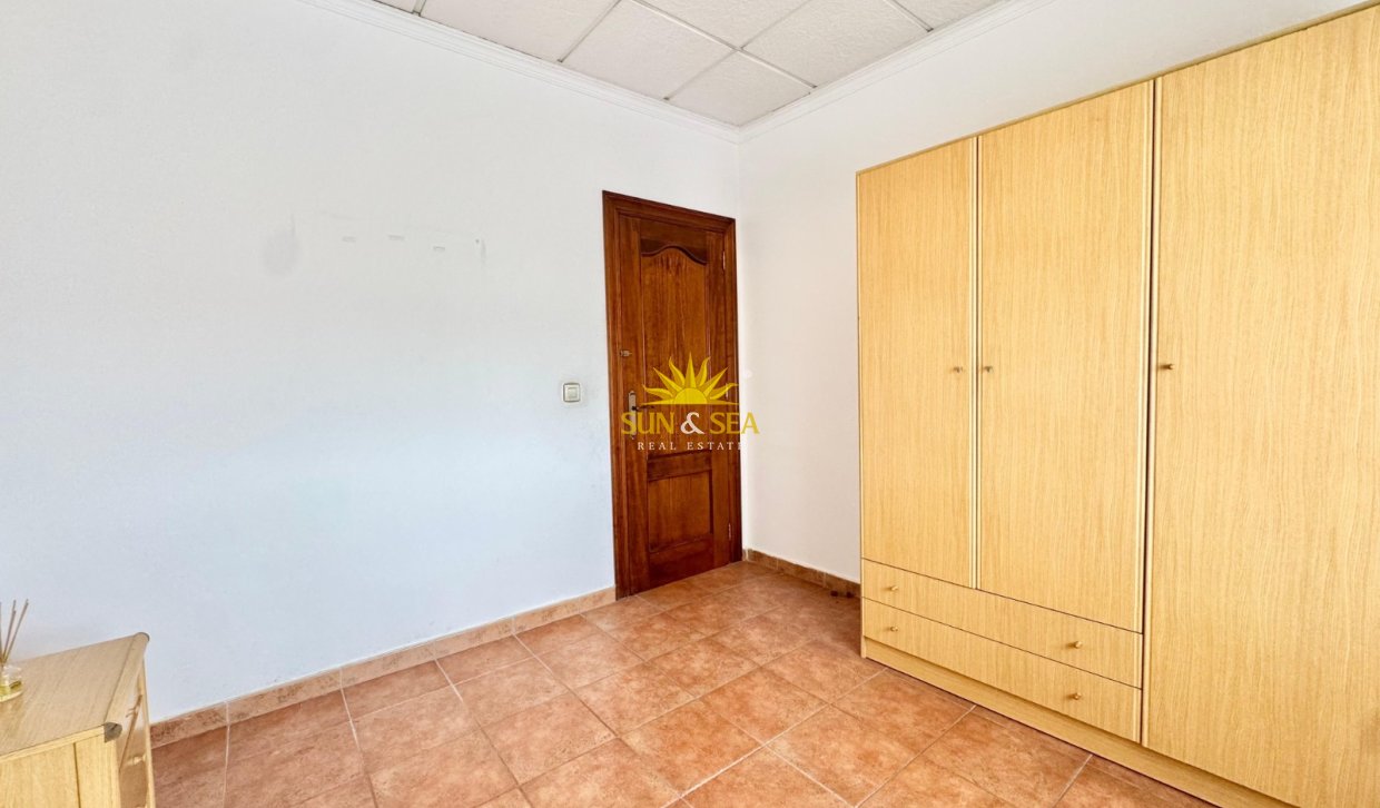 Location à long terme - Duplex - Dolores
