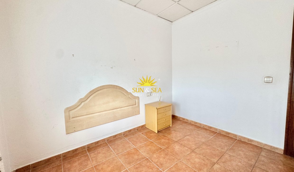 Location à long terme - Duplex - Dolores