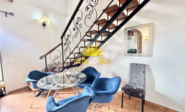 Location à long terme - Duplex - Dolores