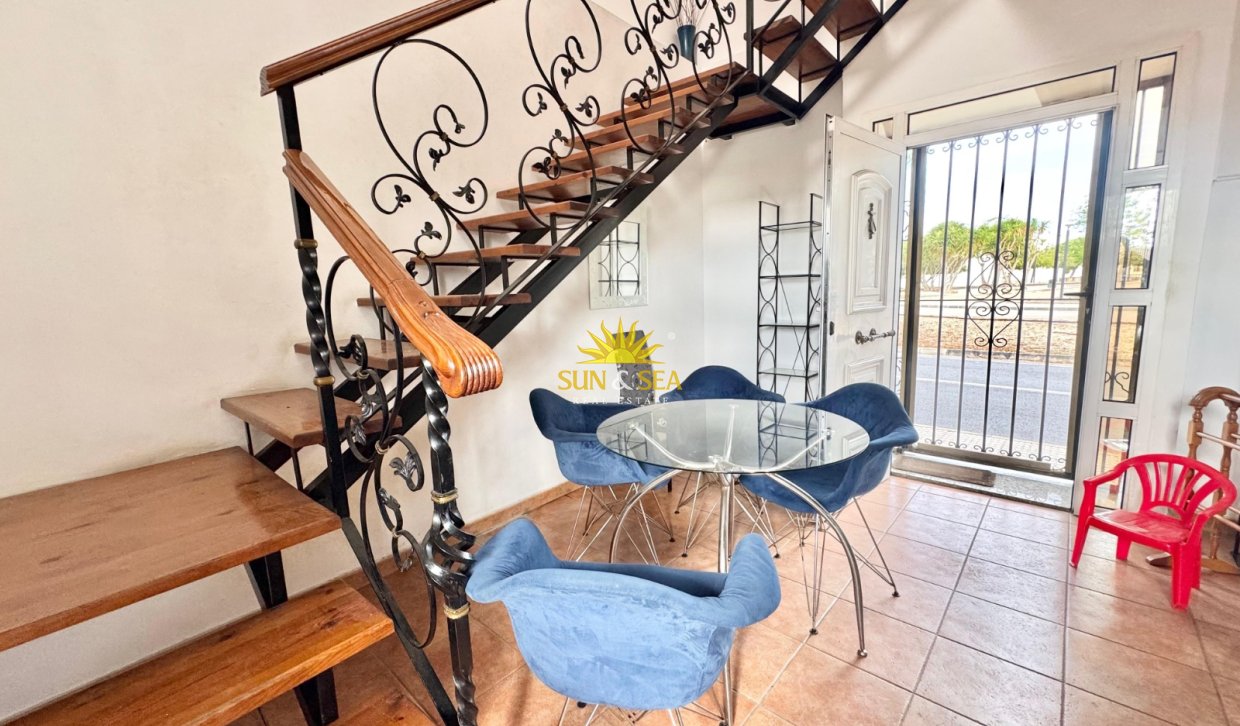 Location à long terme - Duplex - Dolores