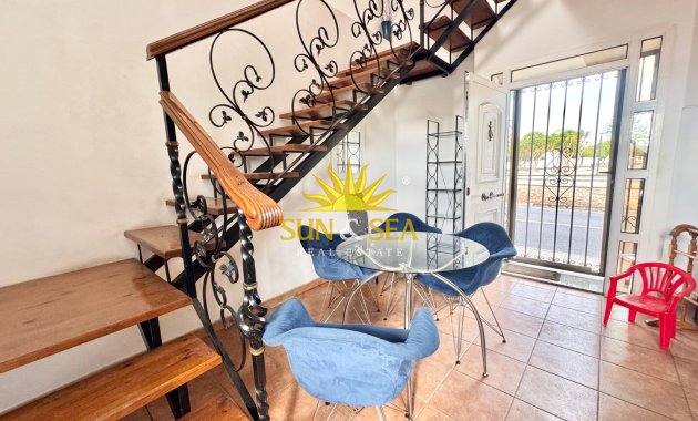 Location à long terme - Duplex - Dolores