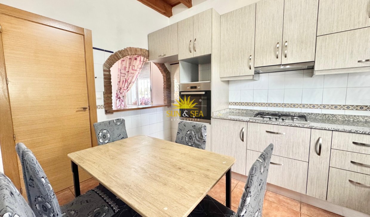 Location à long terme - Duplex - Dolores