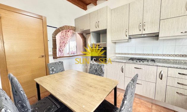 Location à long terme - Duplex - Dolores