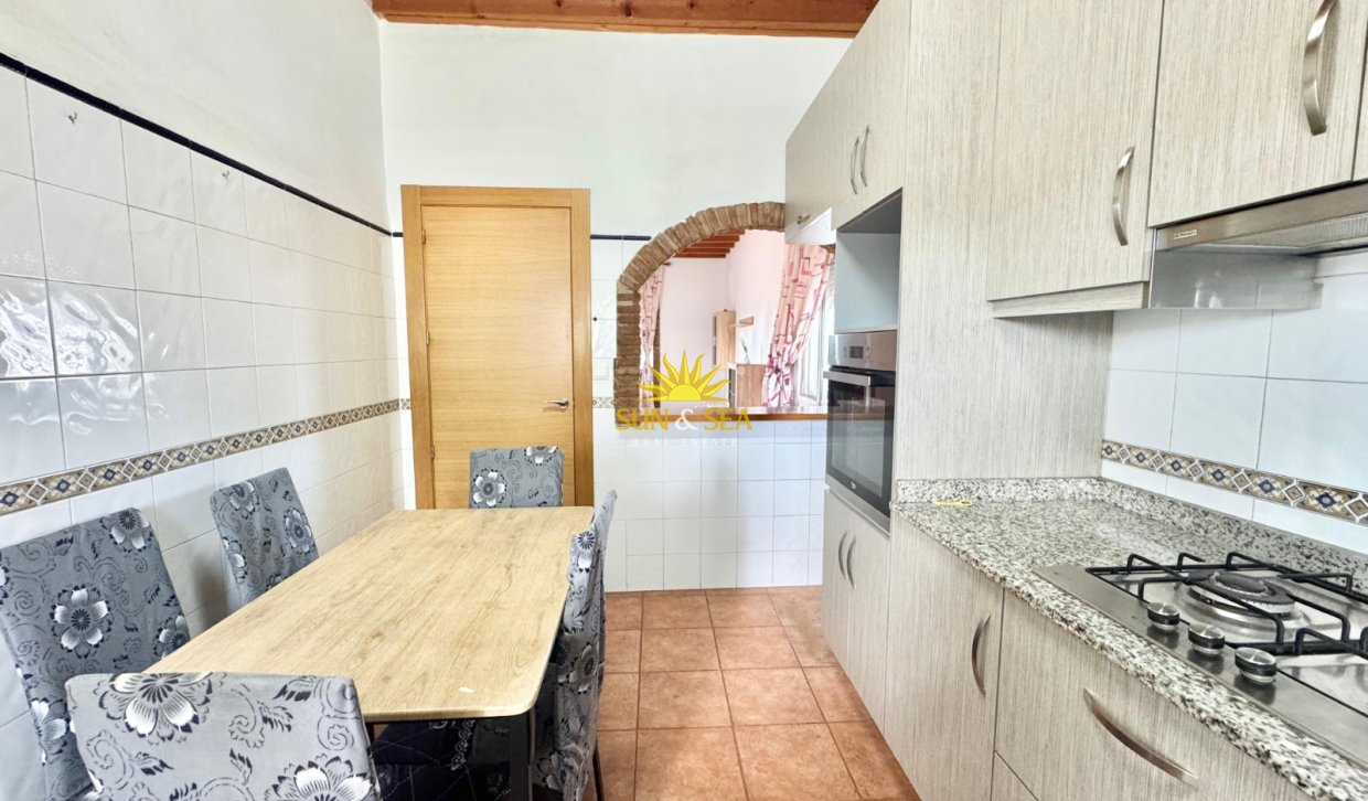 Location à long terme - Duplex - Dolores