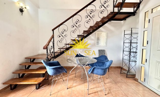 Location à long terme - Duplex - Dolores